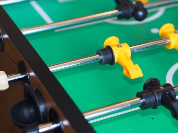 mobiles Arbeiten Kicker : Bewegungsspiele im Büro